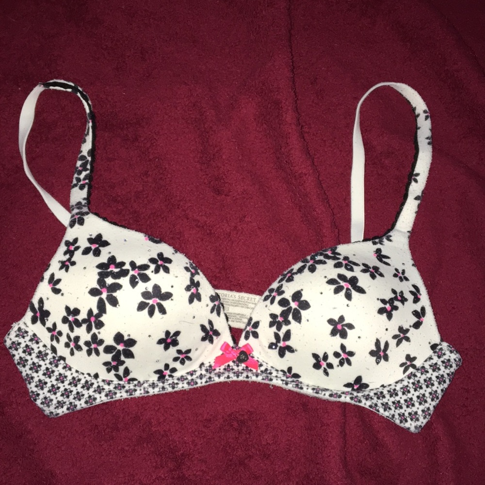Victoria’s Secret bra